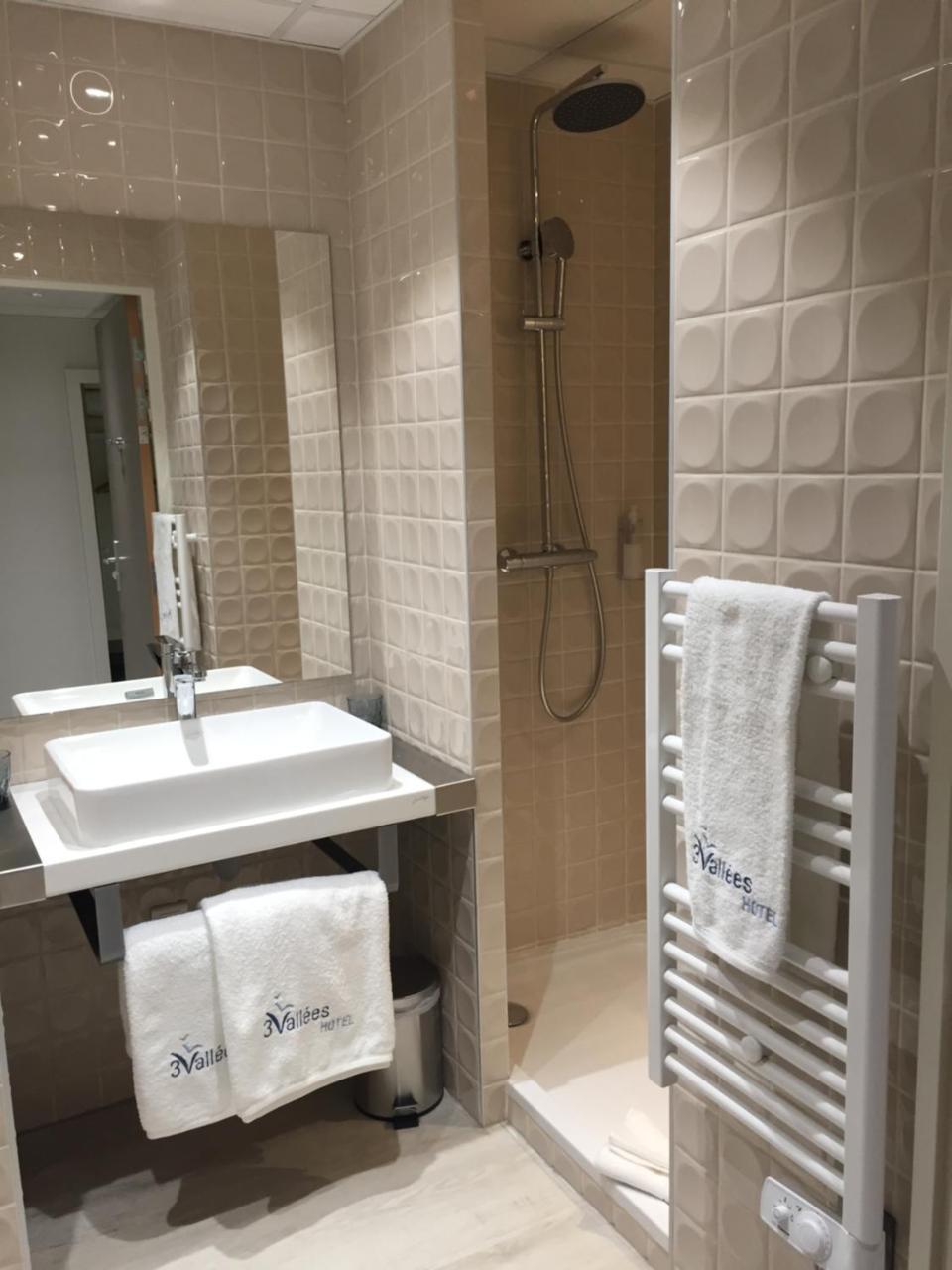 Hotel Les 3 Vallees Saran Εξωτερικό φωτογραφία