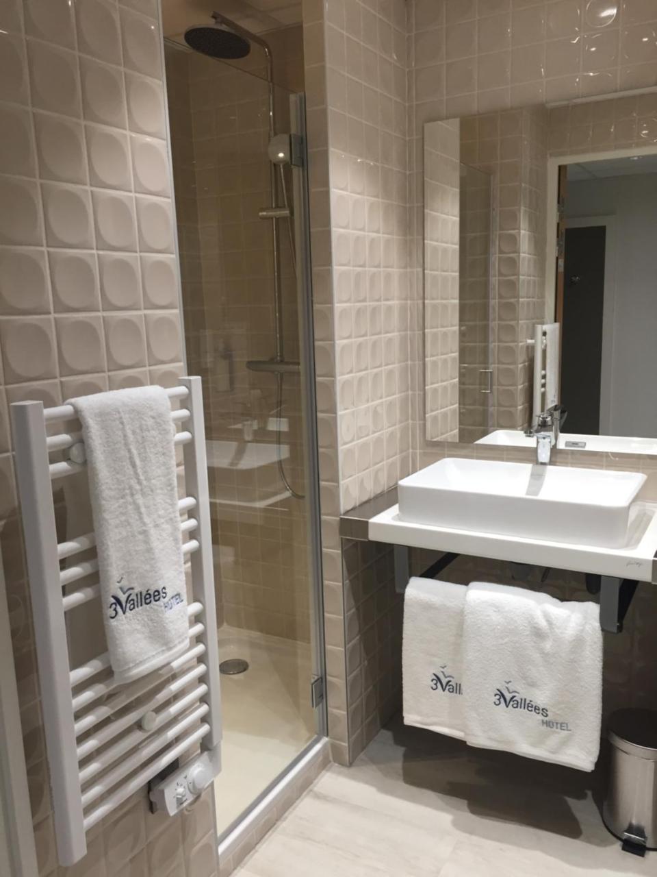 Hotel Les 3 Vallees Saran Εξωτερικό φωτογραφία