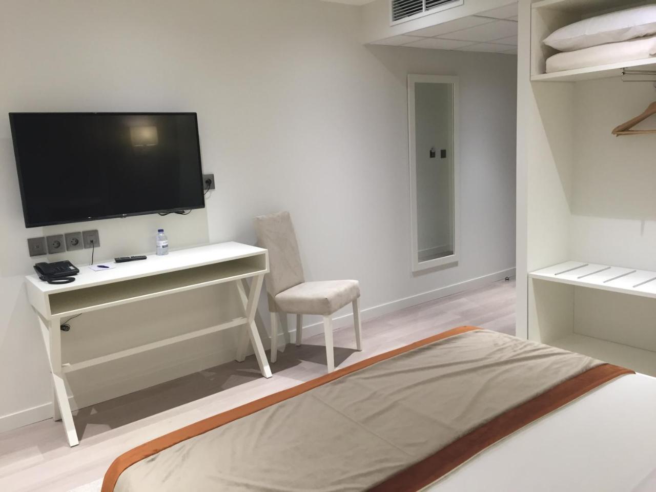 Hotel Les 3 Vallees Saran Εξωτερικό φωτογραφία